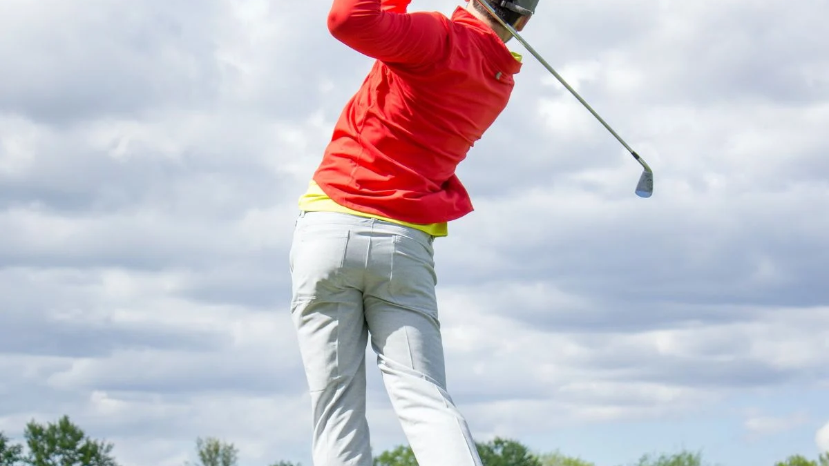 Trend Garments 7 Totally different Sorts of Golf Pants