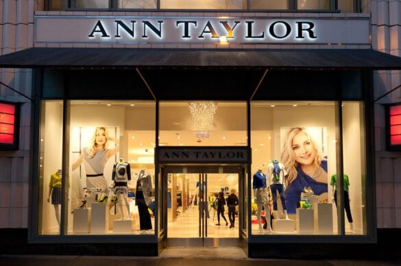 Ann Taylor in 2026: A Critical Review of an Evolving Fashion Legacy