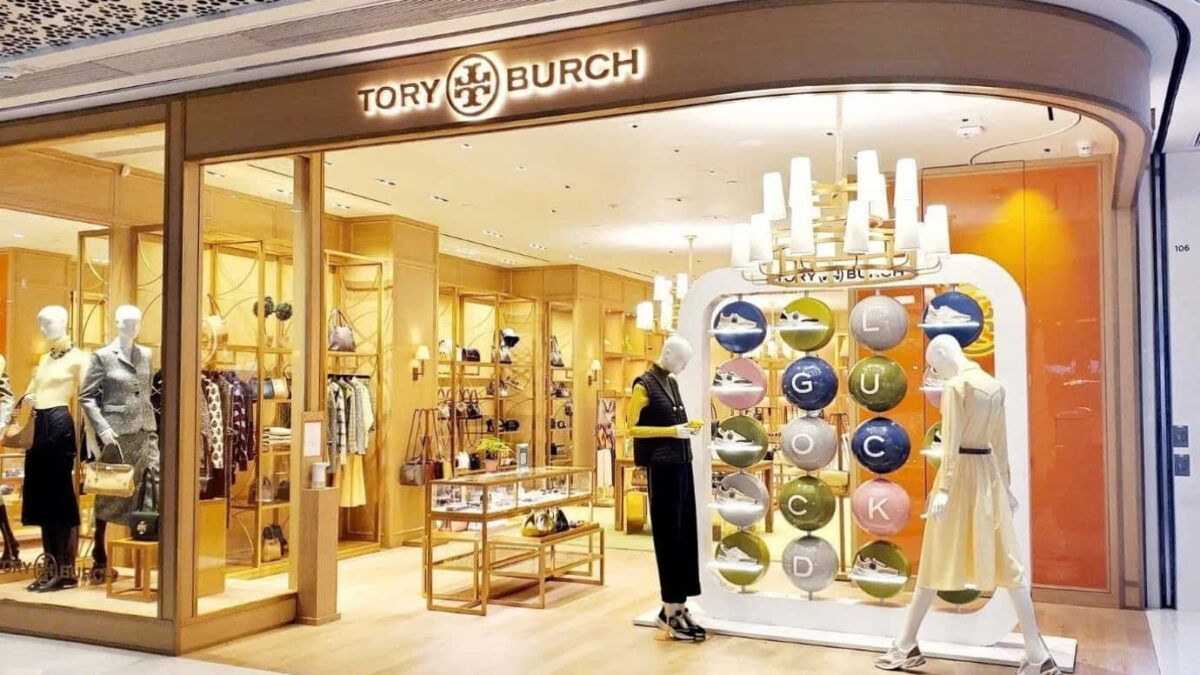 Tory Burch: A Case Study in Modern Brand Alchemy – Synthesizing Heritage, Accessibility, and Strategic Positioning for 2026